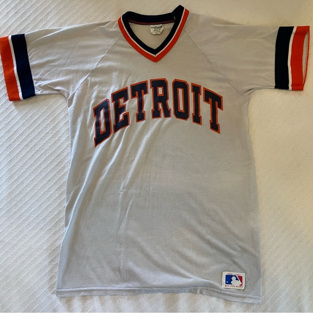 1970/80’s Vintage Sand-Knit Detroit Tigers shirt M